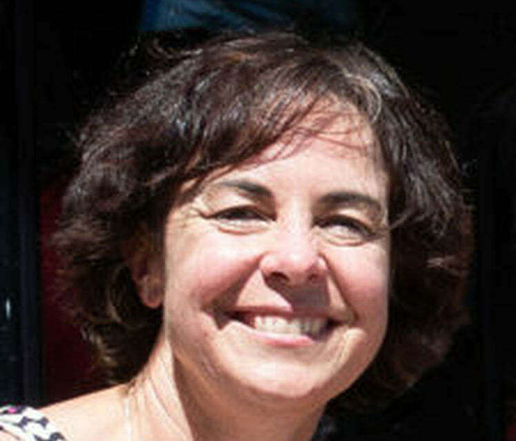 Clare Skamania 225x300
